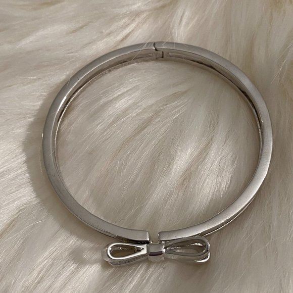 kate spade bow bracelet - silver - Picture 1 of 2